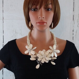 Chunky Off White Mother of Pearl Collar Necklace
